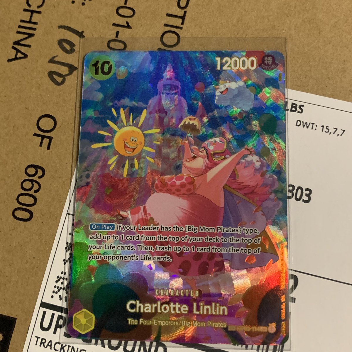 Cant believe it, after that alt robin yesterday i was gonna stick the rest of the packs in a box to hold, but today did 1 more pack and happy i did, ill have a master set soon