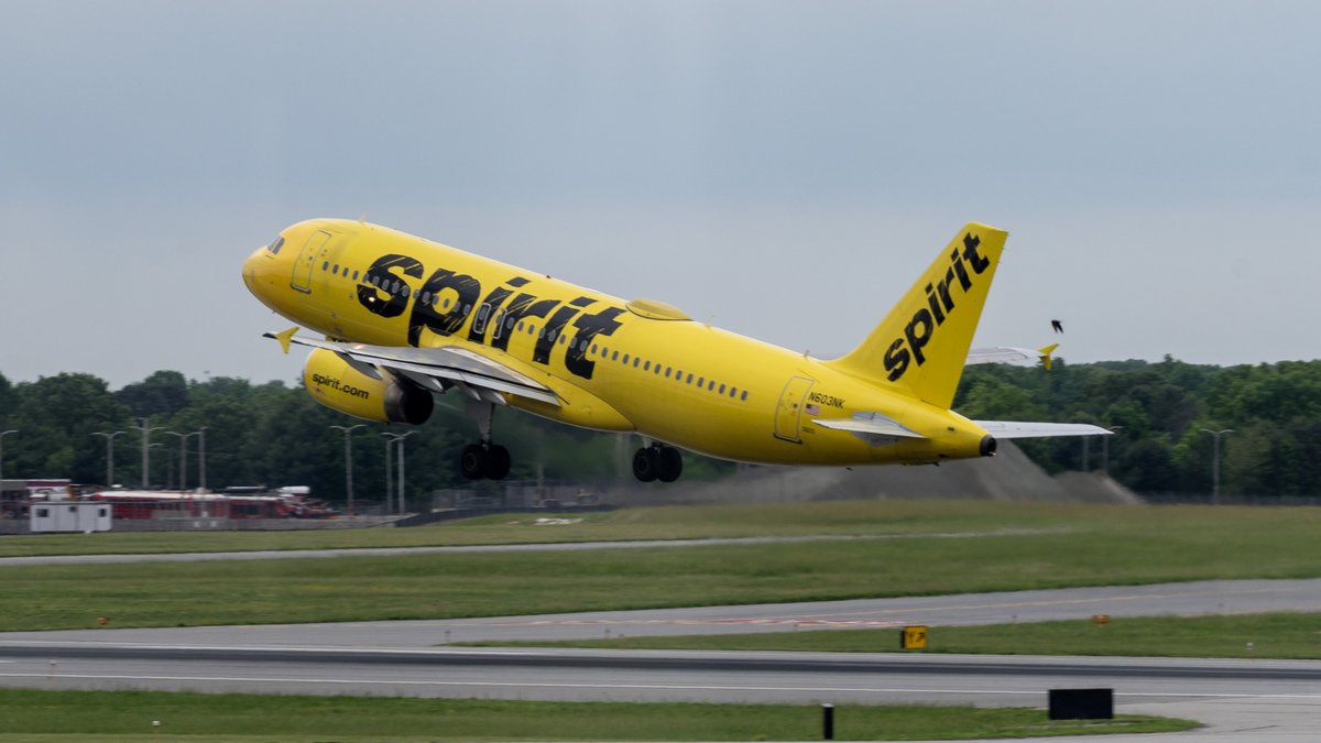 BWI_Airport's tweet image. New service x 2!

@SpiritAirlines began service today on 2 new routes at BWI Marshall Airport.

Spirit now offers nonstops from here to San Diego and New Orleans.

#SceneAtBWI #MDOTscenes @SanDiegoAirport @flyneworleans #airports