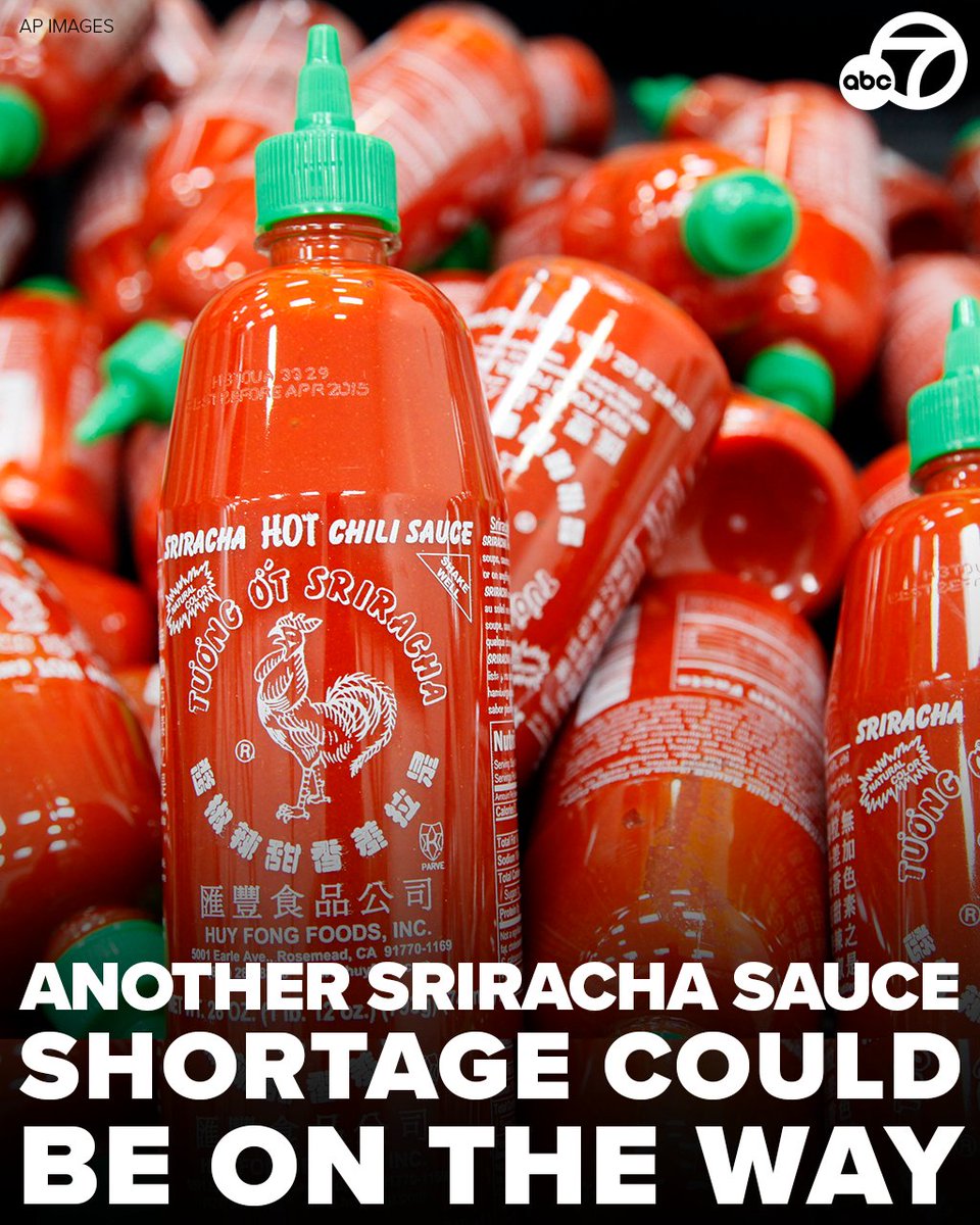 Hold on to your hot sauce, Sriracha lovers. Another shortage of the popular condiment could be on the way. 😭😖 A report says the red jalapeno chile peppers used to make the hot sauce aren't red enough. It's affecting the color of the product - and could also change its taste.…