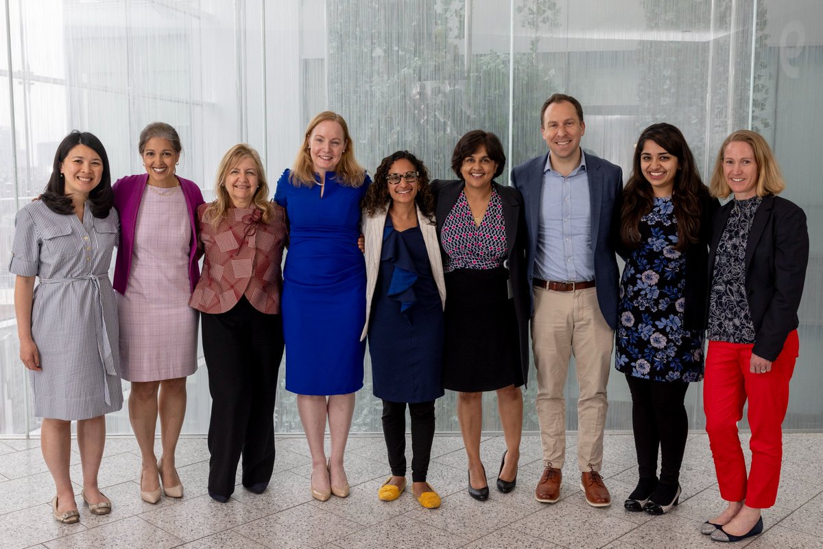 Seeing this makes our hearts smile❤️ The @MGHWomenHeart team! @MGHHeartHealth @MassGeneralNews @emilyswlau @ddefariayeh @md_harrington @sarma_amy @NanditaScottMD @mchonig @SanchitaMD