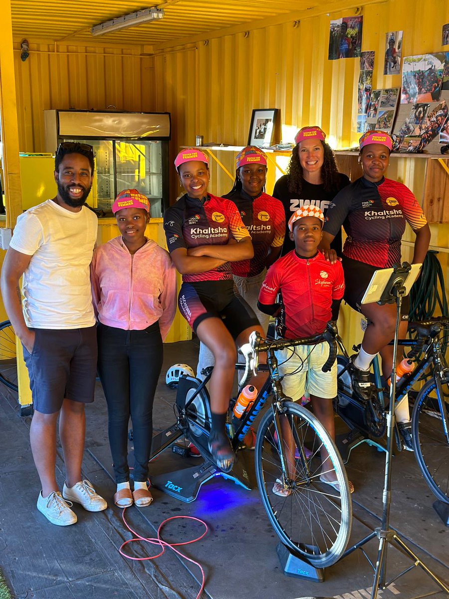 Great visit from Kate Veronneau @GoZwift organised by our very owned @ashleighcycling . Our girls have been positively impacted by the power of #Zwift. Let's continue getting more women and girls on bikes.