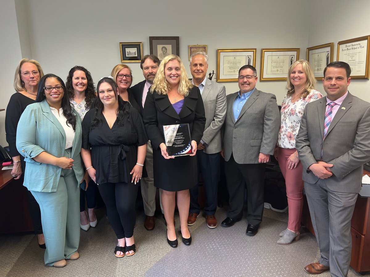 🏆🎉 We celebrated our @SBA_EasternPA 2024 Entrepreneurial Success winner J. Nicole Martin Lawton, President/CEO, Phoenix Language Services. 🙌 Nicole was nominated by @WBECEast Women's Business Center and received a citation on behalf of @RepDean's office. #smallbusinessweek