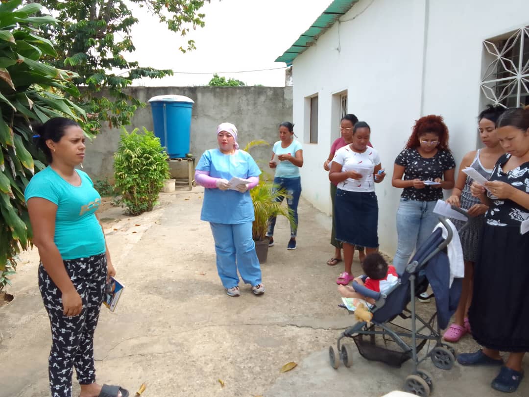 #DerechoALaSalud || En la comunidad de Cantarrana realizamos una jornada de despistaje de cáncer de mamas, junto al Instituto Municipal de la Mujer y la Familia.

Este evento es parte del compromiso del Gobierno Bolivariano con la salud de nuestras mujeres.
#SomosCharallave