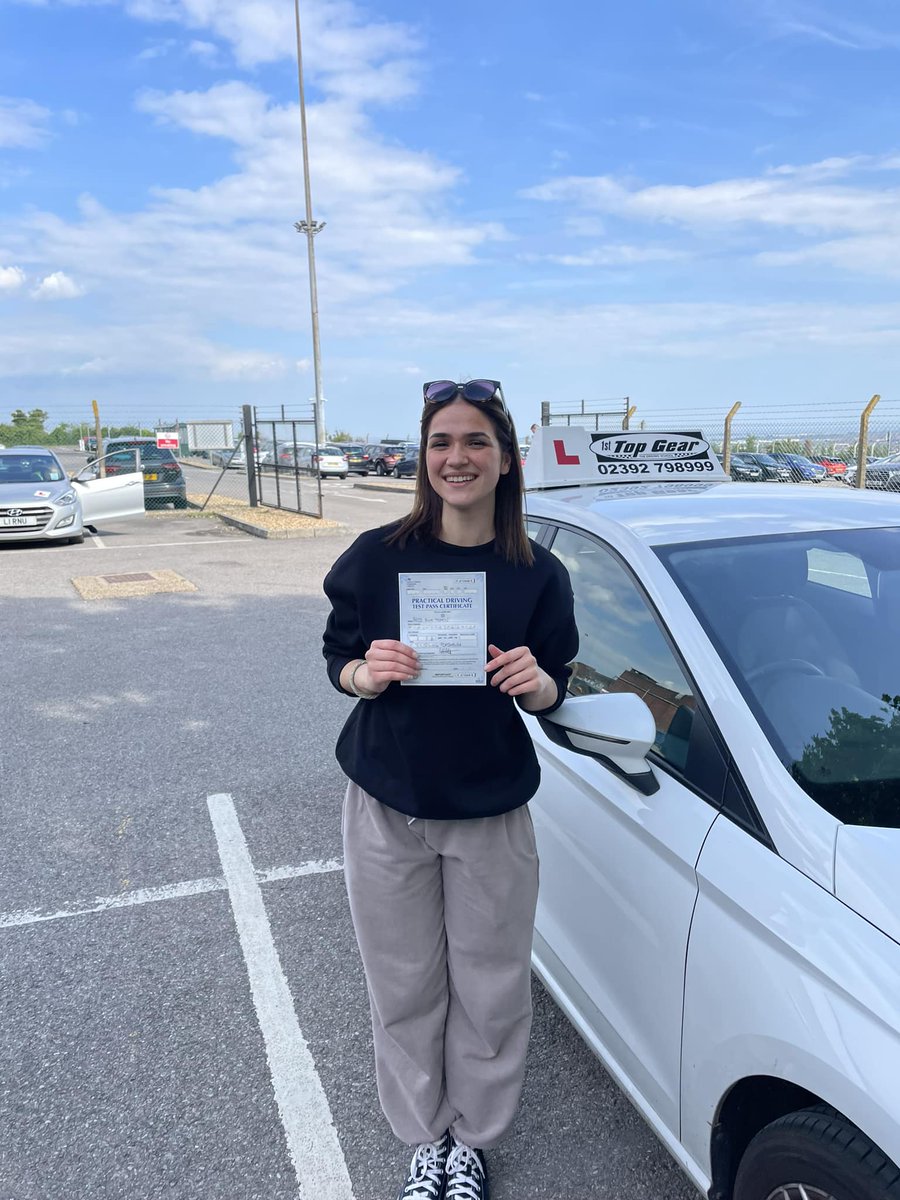 7th May
Congrats to ANYA on passing your Practical Driving Test with 2 Driving Faults in Portsmouth after having #drivinglessons  in  #cosham #leighpark #waterlooville #purbrook #Havant #Clanfield #Horndean #drivinginstructor. Drive safely from Tony and all @1sttopgear