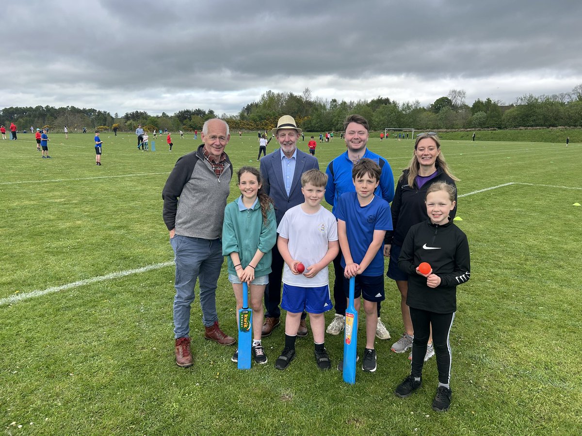 Special thanks to Councillor Kleinman @stirling_tories and Councillor Tollemache @AlasdairTgreens @stirlinggreens for coming down to visit our festival today! 🏏 Always great to have local representatives engaging with the incredible sport that goes on across our community!