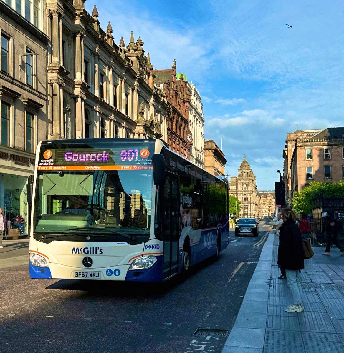 ☀️ Get ready for the biggest summer ever on #ClydeFlyer! 🕰️ LATER buses on Thu/Fri/Sat night, DOUBLE the buses on Sundays - now every 30 mins - and MORE buses between Greenock and Lunderston Bay. 💥 Check your new timetable, starts 13 May 👉 mcgillsbuses.co.uk/adventure-clyd…