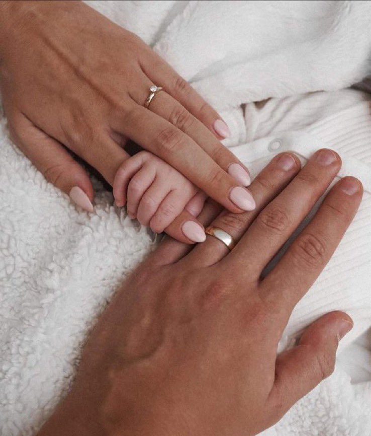 𝑂𝑛𝑒 𝑑𝑎𝑦 ❤️