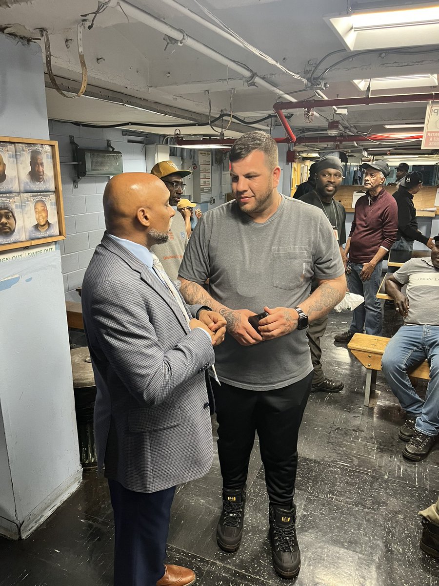 TWULocal100's tweet photo. Maintenance of Way - President Davis, Secretary Treasurer John Chiarello, MOW VP Richard Rocco, and division officers discussing Tier 6 wins, contract implementation, our upcoming Family Day and other important updates. #memberbuilt #memberstrong #memberdriven #twulocal100 https://t.co/WVIs0wQdBV