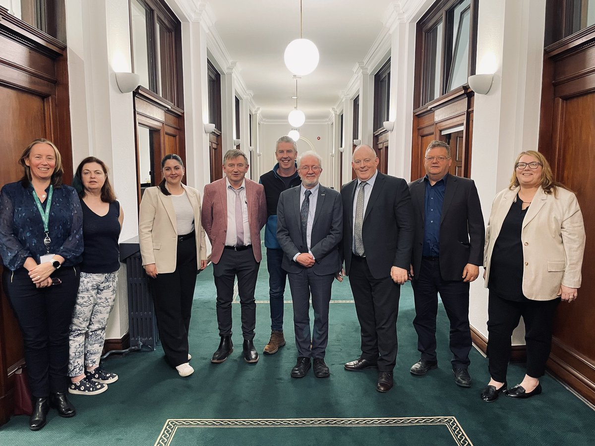 A pleasure to meet @gormanifa and colleagues from @IFAmedia along with @NPWSIreland staff yesterday. We had a productive and positive discussion on the future of farming and nature, and will continue to work together to achieve common goals. It’s all about collaboration 🤝