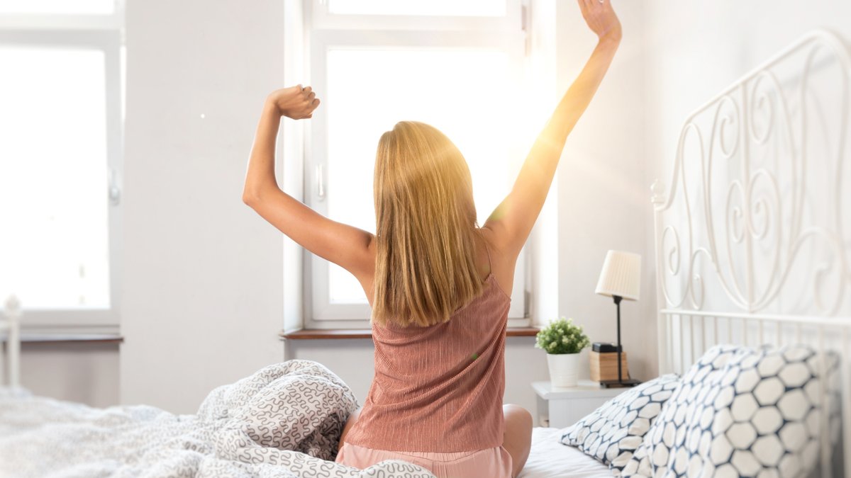 Rise from bed the right way every morning. Before you get out of your bed, try stretching and slowly raising up. 
#chiropractor #chiropractic #wellness #health #backpain #neckpain #lewisfamilychiro #painrelief #footpain #neuropathy