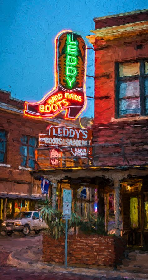 Leddy's Boots! buff.ly/4bxKP9E #FortWorth #texas #TX #stockyards #sign #neon #leddys #artistic #western #westerclothes #westernboots @joancarroll