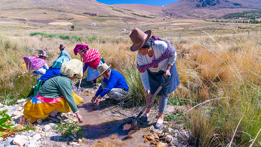 Peru is making steady progress in turning its #climate adaptation goals into reality 🌡️🇵🇪 Read about an adaptation project underway in the Andes, supported by @theGEF the GEF-managed Special Climate Change Fund, @AgendaCAF, & @_CONDESAN. #SCCF wrld.bg/tXHF50Rv2T3