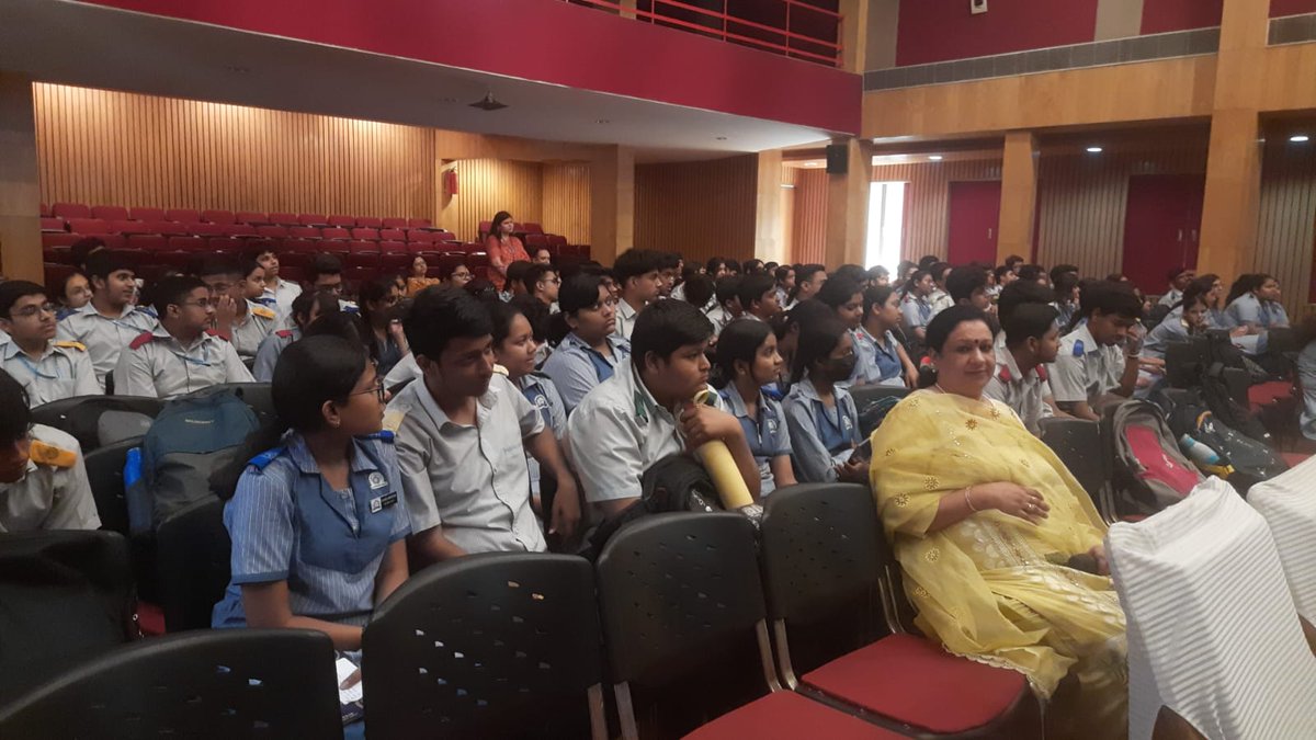 Ahlcon Public School organised a workshop on  Career opportunities in Hospitality Management today.
 Gratitude to the speaker Mr Abdullah Ahmed, Director of IIHM ,provided attendees with valuable insights into various career options within the dynamic hospitality industry.