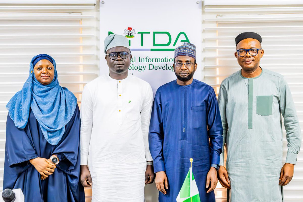 The Director General of NITDA, @KashifuInuwa, received in audience the Honourable Minister of State for Youth Development, @ayowisdom_, at the Agency's Headquarters. They met to discuss strategies for equipping Nigerian youth with digital skills, enabling them to succeed in the…
