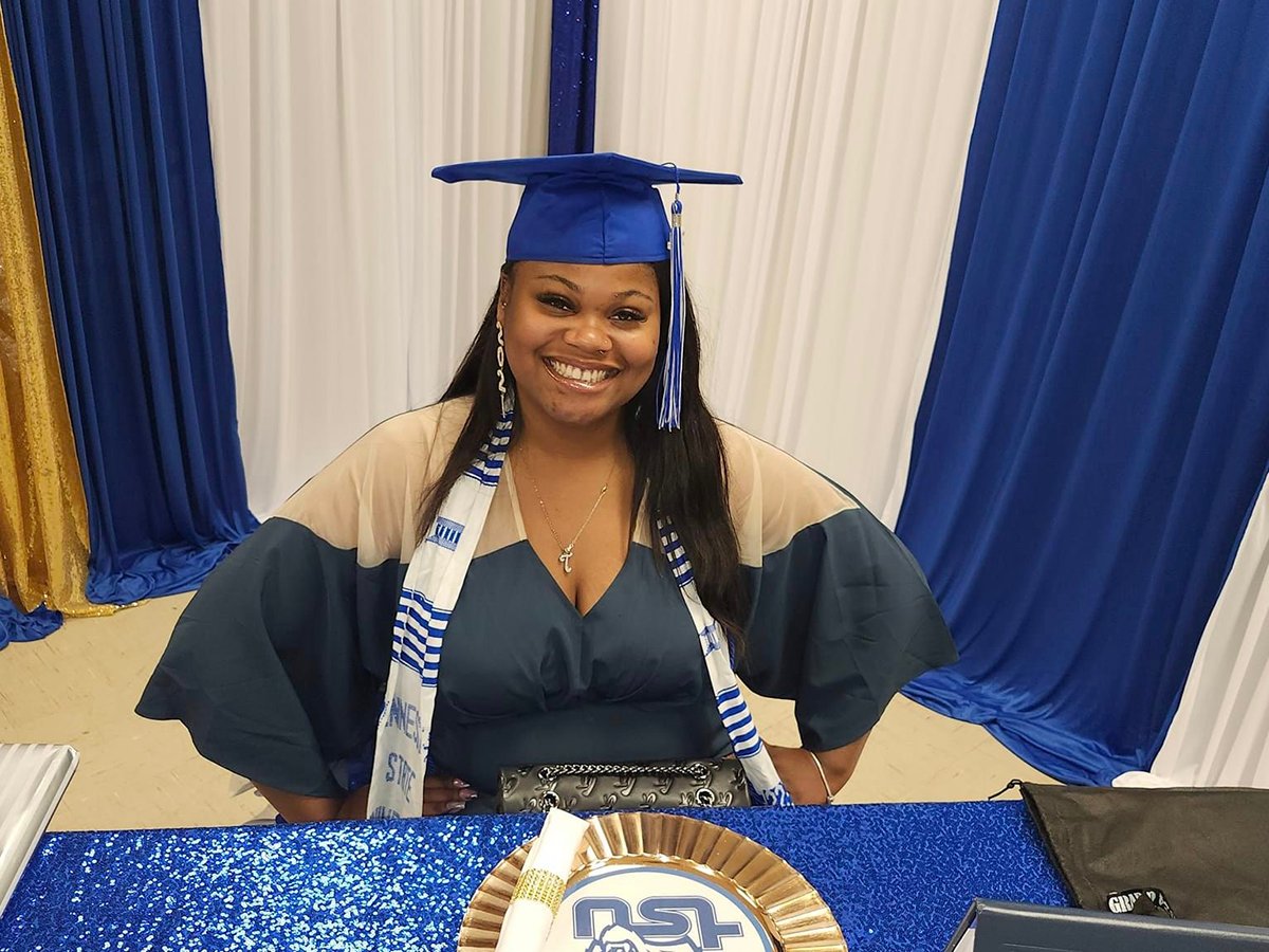 This Spring, we are excited to celebrate four Peace Alumni, who started in Peace programs as youngsters and are now graduating from college:

Ruhi, Mobin, Terra and Alex—Congratulations to our Peace Alumni!