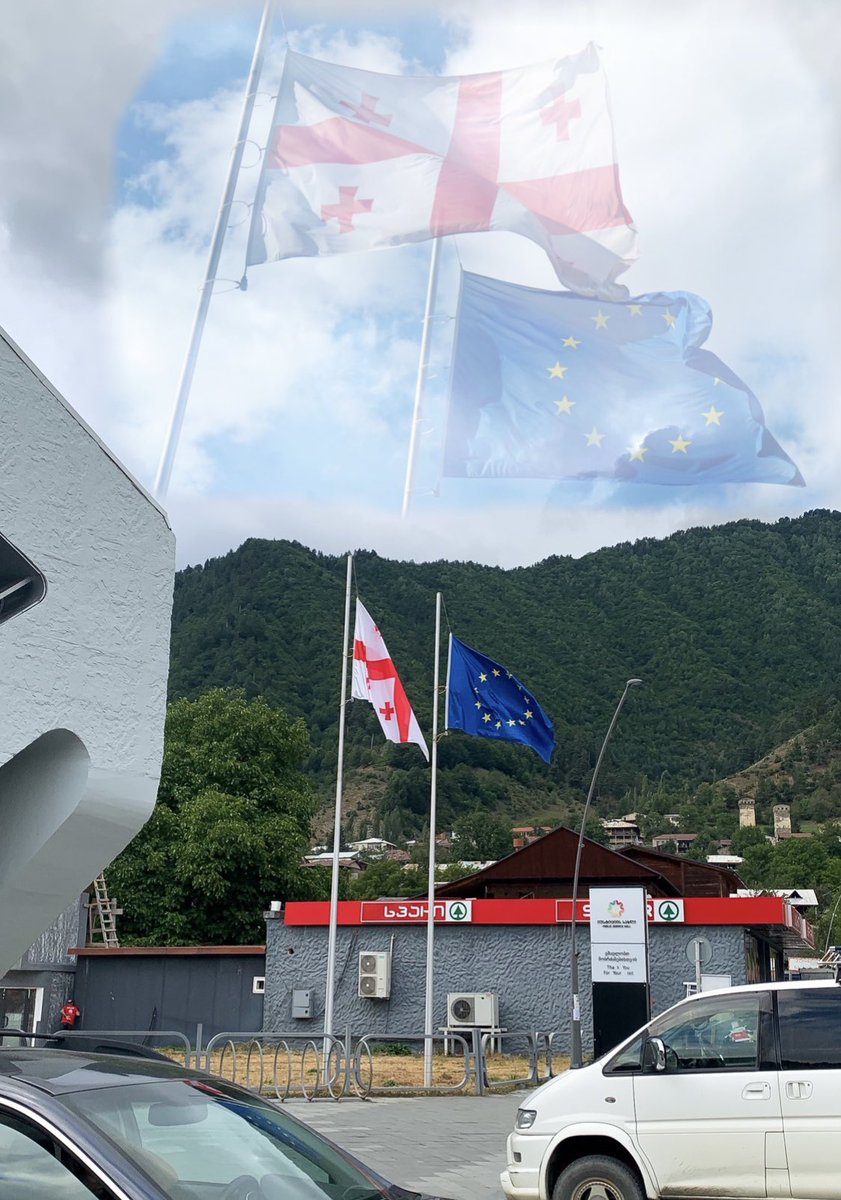 Happy #EuropeDay! I wish on this day, that #Georgia, #Ukraine, #Moldova and our friends in the Western #Balkans are becoming #EU members soon and fully join our family in #Europe. I further wish that #Hungary become a constructive part of Europe.🇪🇺
📸by me in Mestia, Svaneti, 🇬🇪