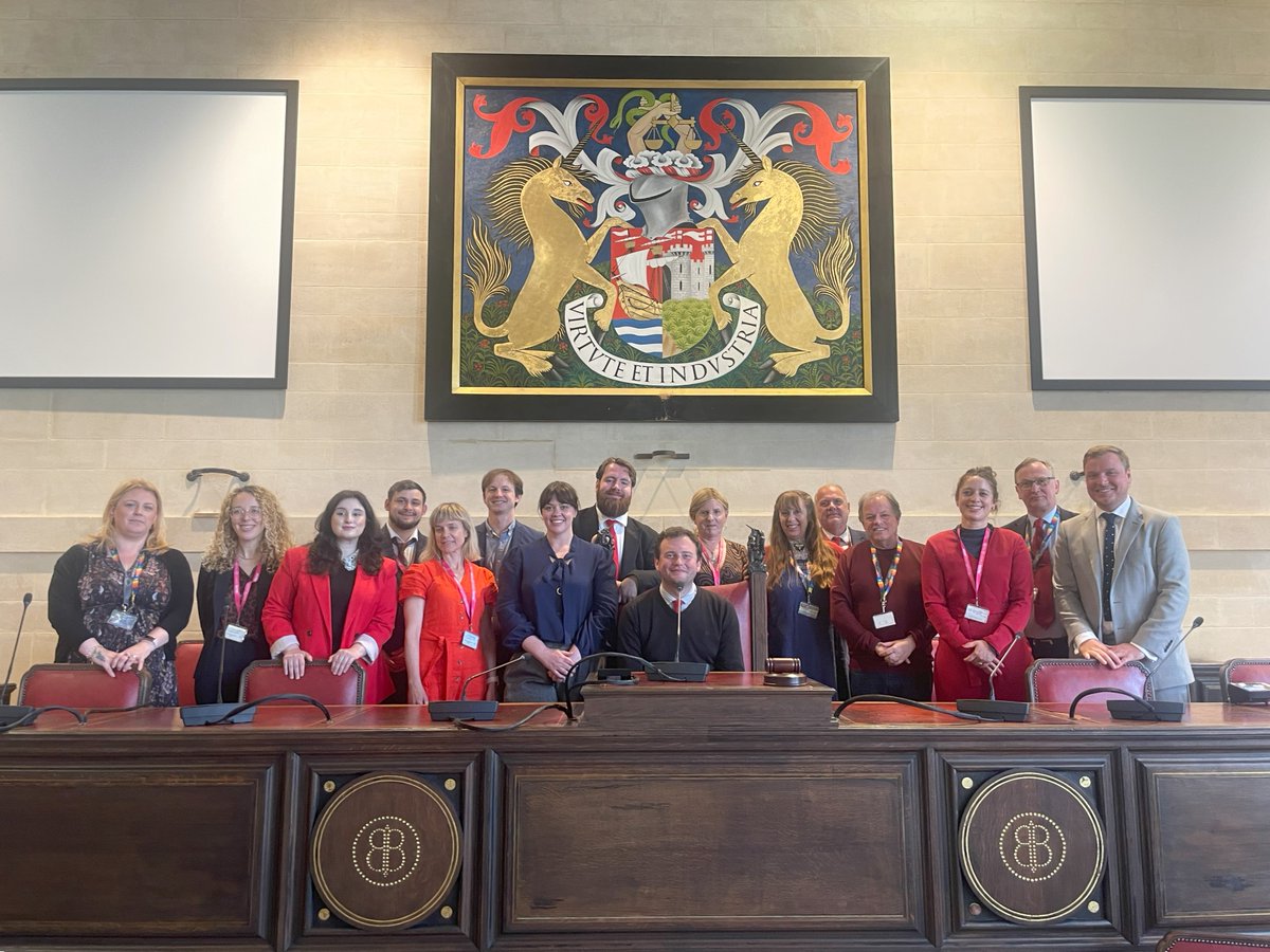 🏛️ The new Bristol Labour Group was sworn into office on Tuesday. 🌹 Our new councillors have already hit the ground running, working hard for their communities.