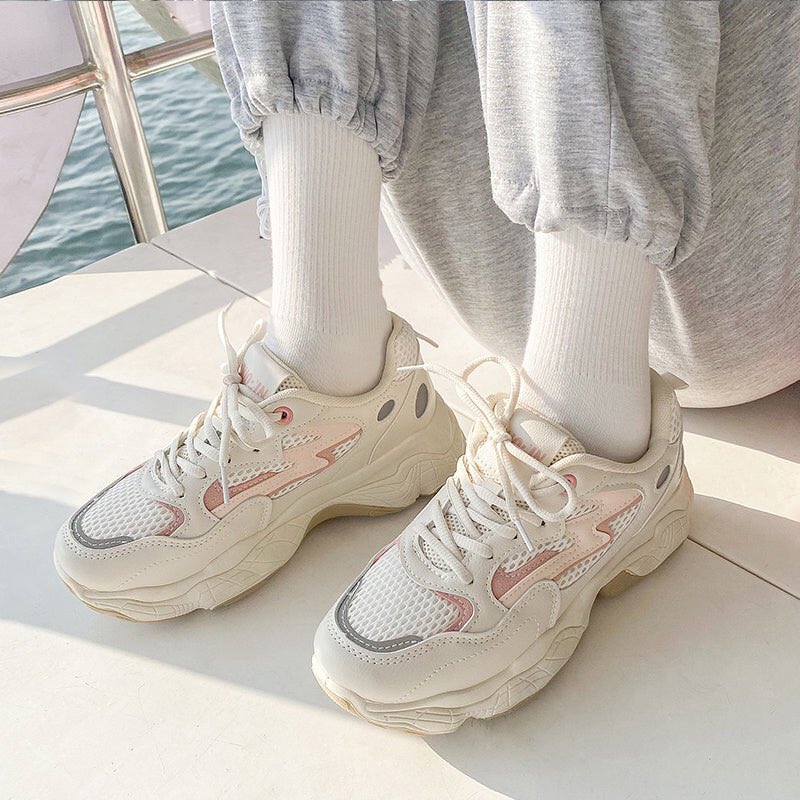 milly90134's tweet photo. Daddy Shoes Super Fire Running Sneakers R1100.👟 https://t.co/hvCDdNuwJu