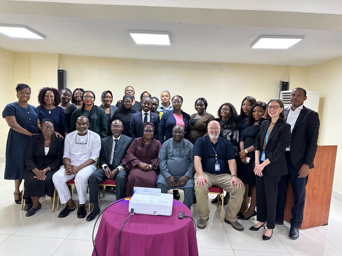 Promoting knowledge exchange & experience sharing for a more secure future! UNODC🇳🇬 convened LACON's defense lawyers to reflect on their roles in recent prosecutions of serious criminal cases. They dived into legal analysis, evidence access, human rights concerns, & more.