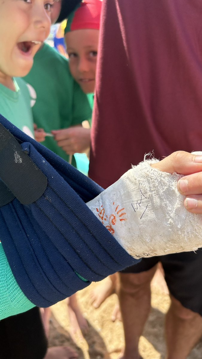 Lucky Phoenix from Holywell Surf Lifesaving had his cast signed by #PrinceWilliam who has visited #FistralBeach in #Newquay today! #RoyalFamily