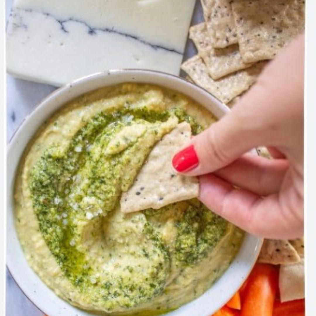 RusticpanR's tweet image. Pesto Hummus Mother&apos;s Day Recipe, Try it Today!

#anxietyrelief #pestohummusrecipe #Rusticpan #MothersDayrecipe

buff.ly/4aNsgy0