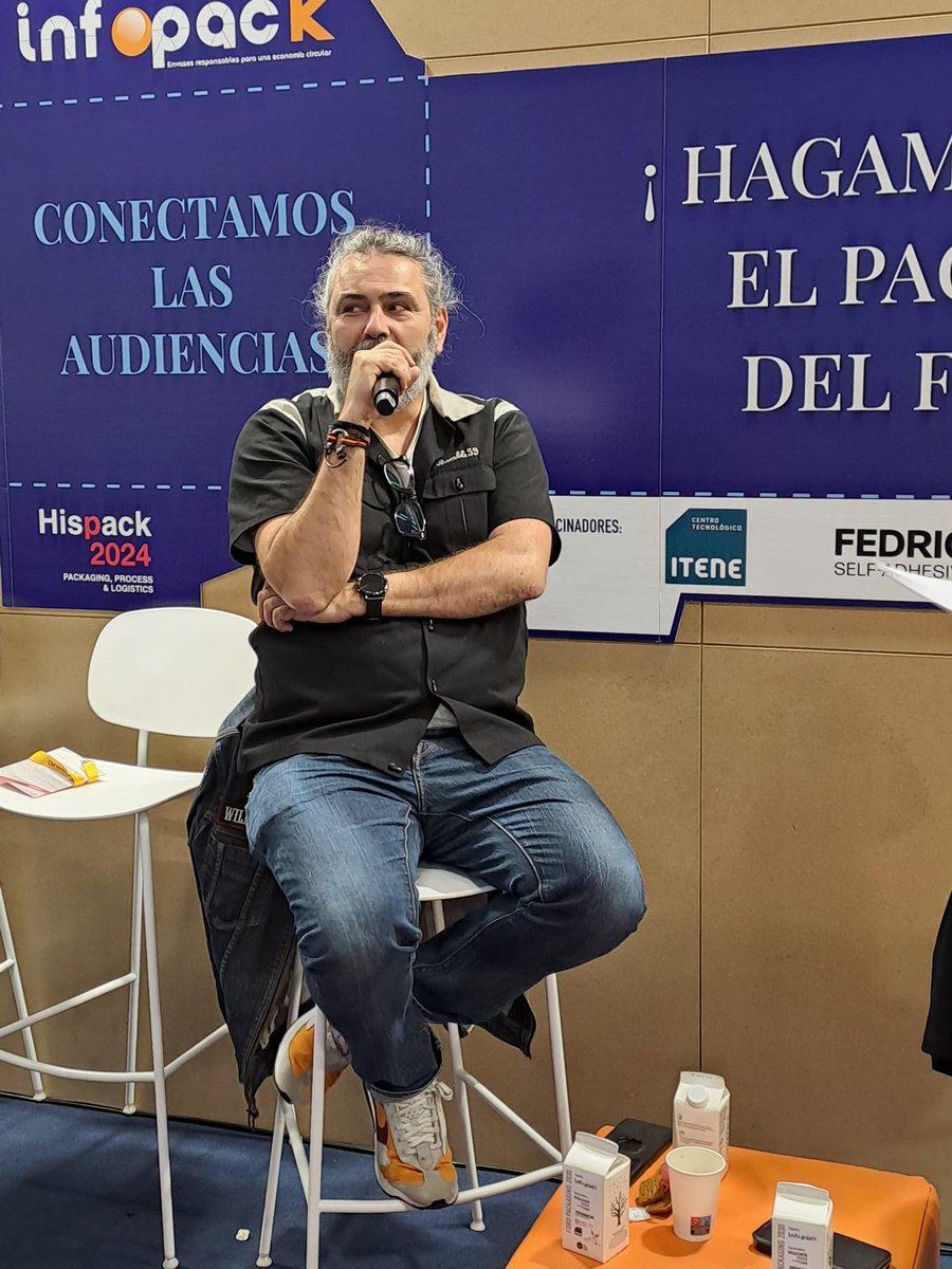 2ª entrevista de Laura Blanco en el marco del Foro de Packaging 2030 en la feria Hispack. En esta ocasión, contamos con Camil Castellà, socio fundador de Aktiva | Brand Experience Design
Acércate al Pabellón 2, stand A170. Pronto, entrevista completa en infopack.es