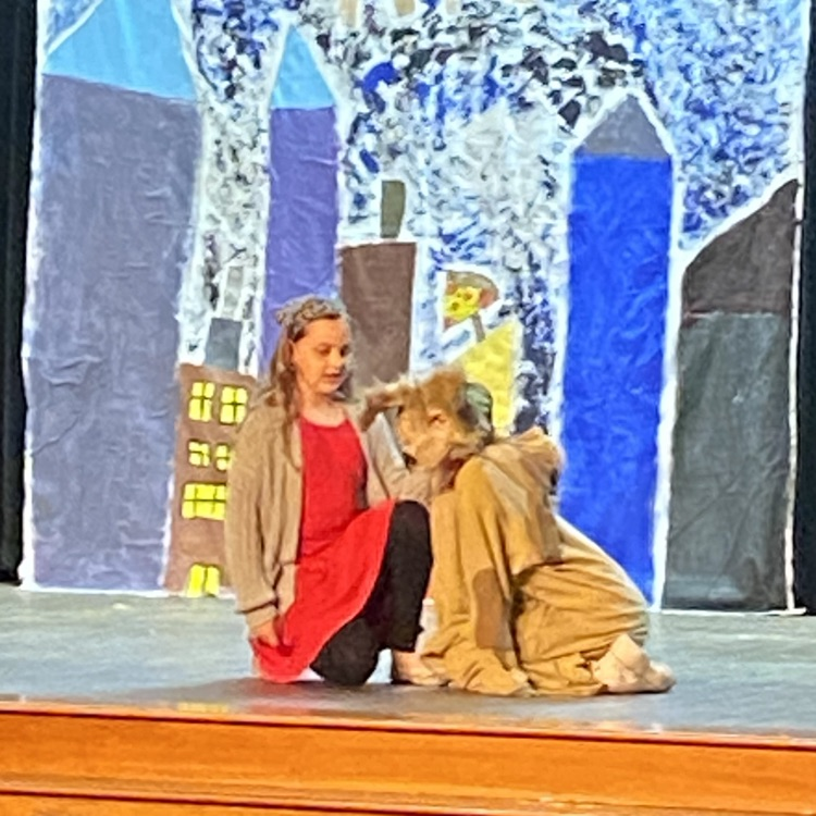 Drama Club presents 'Annie' for our school. Amazing!!! #ShineALight #GTEVibes