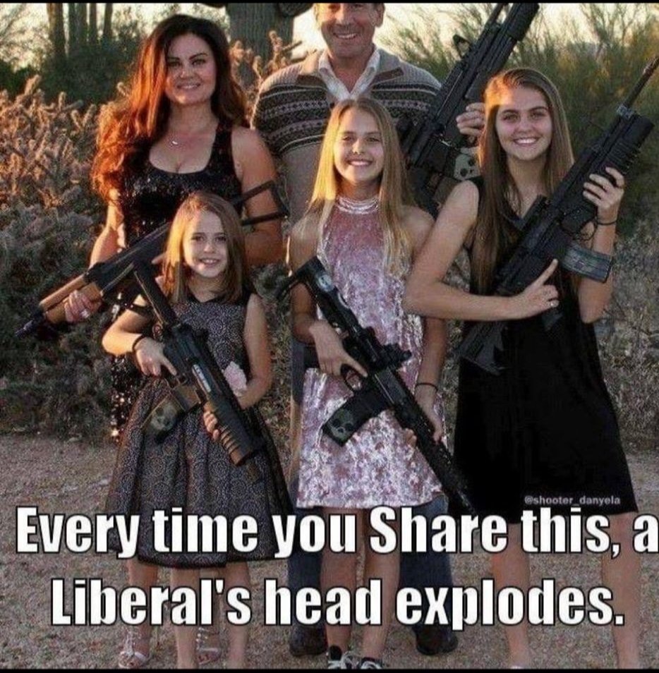 Make a liberal's head explode and share this AWESOME family picture all day long!!!🤯🤣👇