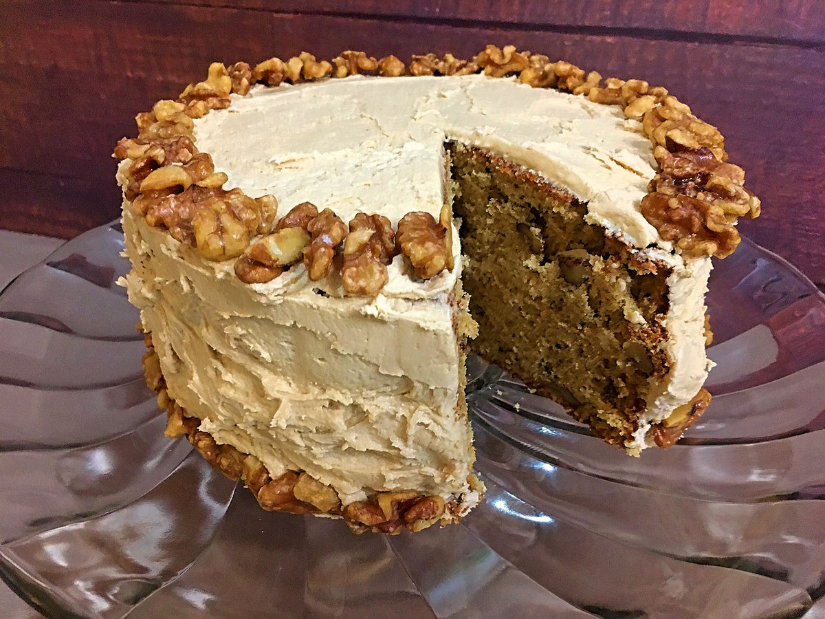 clubfoody1's tweet photo. Today is National #WalnutDay
Maple Walnut Cake... pure yumminess! 😍
(check out my previous posts 👇 for more walnut recipes 😋)
#YouTube📽️: https://t.co/9ARgpXw8At
#RECIPE ➡️: https://t.co/tYF3Nap3kX
@EventGuideToday @DiningGuide2Day https://t.co/09gEannZ23