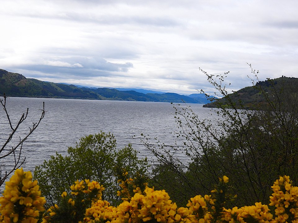 My wife and Ah drove tae Inverness tae pick up the car we bought. (Oor auld ain died.) The last photo is fae a layby oan Loch Ness.