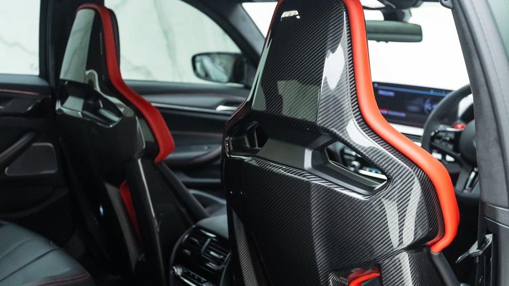 RomansCars's tweet image. Arguably the king of the super saloons the BMW M5 CS, presented here in Frozen Deep Green, is 4 door utopia.