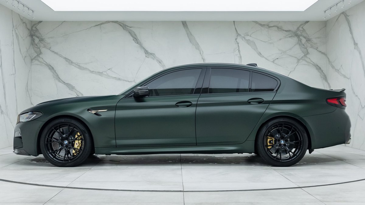 RomansCars's tweet image. Arguably the king of the super saloons the BMW M5 CS, presented here in Frozen Deep Green, is 4 door utopia.