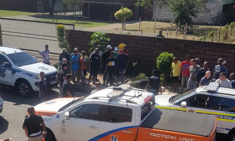 Two suspects have been shot dead by KZN police officers in Durban South. According to preliminary information received, members were reportedly pursuing the gang after an attempted hijacking, when the shootout took place on Badulla Drive. A pedestrian was run over by the…