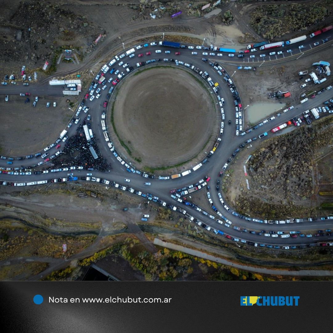 ElChubut's tweet image. 🔵 #Sindicales | CAMIONEROS REALIZA CONCENTRACIÓN EN COMODORO RIVADAVIA

📎 elchubut.com.ar/sindicales-y-j…
💻 ELCHUBUT.COM.AR