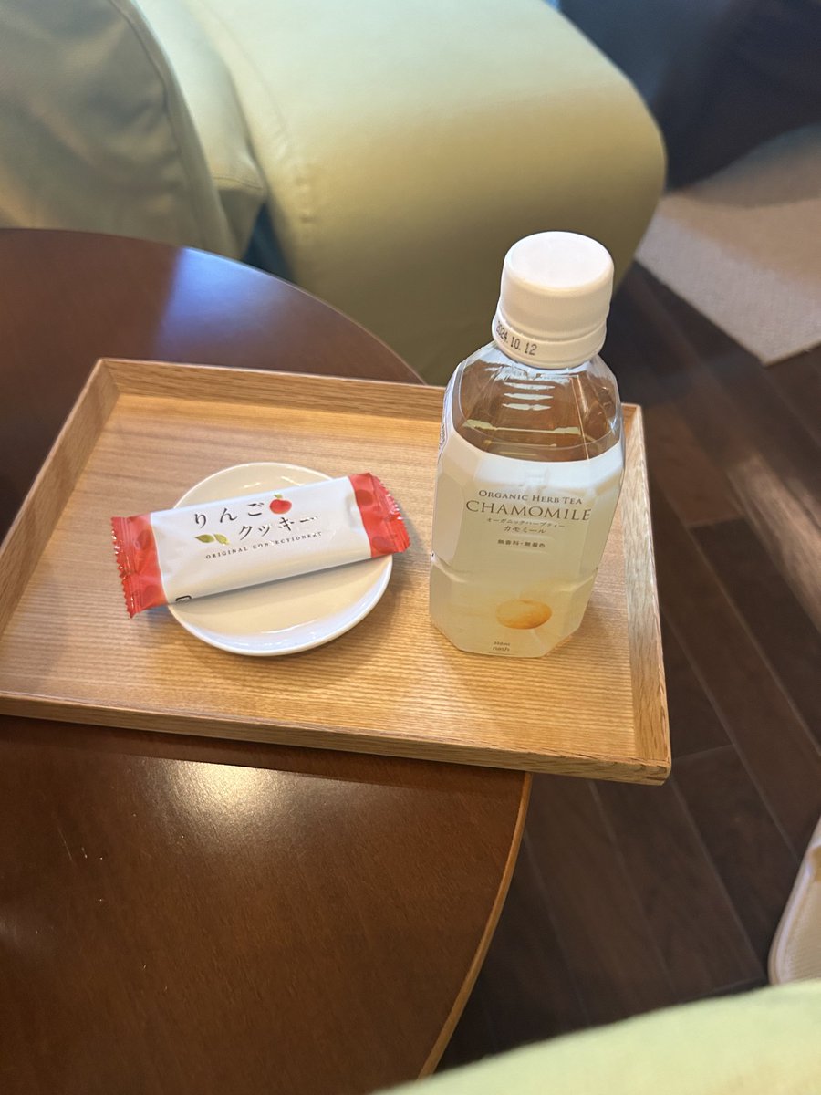 OnigiriAction1's tweet photo. アーユルヴェーダは
体格や体液から"体質"を割り出す「ドーシャ」セオリーが基本となって
バランスを整える。
真に美しく健康な心身を
作り出していけ
哲学的でもある
アーユルヴェーダと生きていくことで自分が本当に
丸ごと変わる気がする。
#SpaCeylon
#AyurvedaWellness https://t.co/DE4PksN6JB