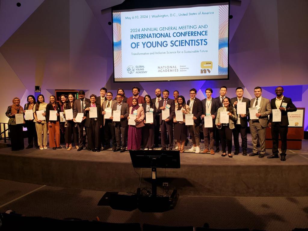 Académie des Sciences pour les Jeunes en RDC tweet media