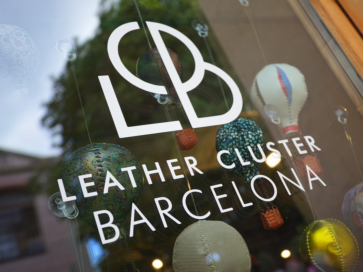 Leather Cluster Barcelona participa de nou al <a href="/RECstores/">REC.0</a> amb espai propi: la Pell del Rec.

Visiteu l’Adoberia Bella durant els dies del REC.0 i compreu les peces i accessoris de pell de les marques associades al clúster!

<a href="/accio_cat/">ACCIÓ</a> #pell #economiacircular #modasostenible