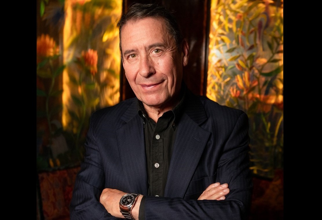 Less than a week until Jools Holland comes to The Baths Hall! Hear @sumudutweets talking to @RadioHumberside & @BBCRadioLincs after 10am today about returning to Scunthorpe. Remaining tickets for the show selling fast! 📅 Fri 17th May 2024 📲 tinyurl.com/5n82wv2f