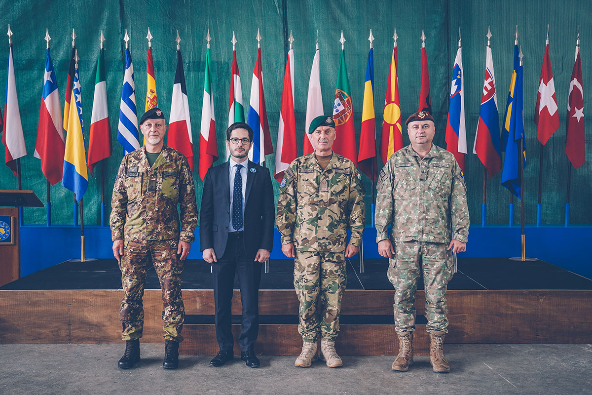 As the Strategic Reserve Force’s and its supplementary platoons’ time in BiH comes to an end, the soldiers who served as part of #EUFOR were awarded the Service Medal for Operational Althea. COM EUFOR also awarded commendations to troops for their outstanding performance.