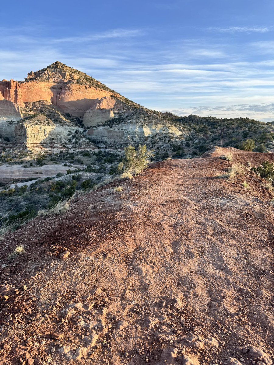 Early morning power hike up the trail to Pyramid Rock near Gallup, NM. #NewMexico #TrailLifeUSA #NavajoNation