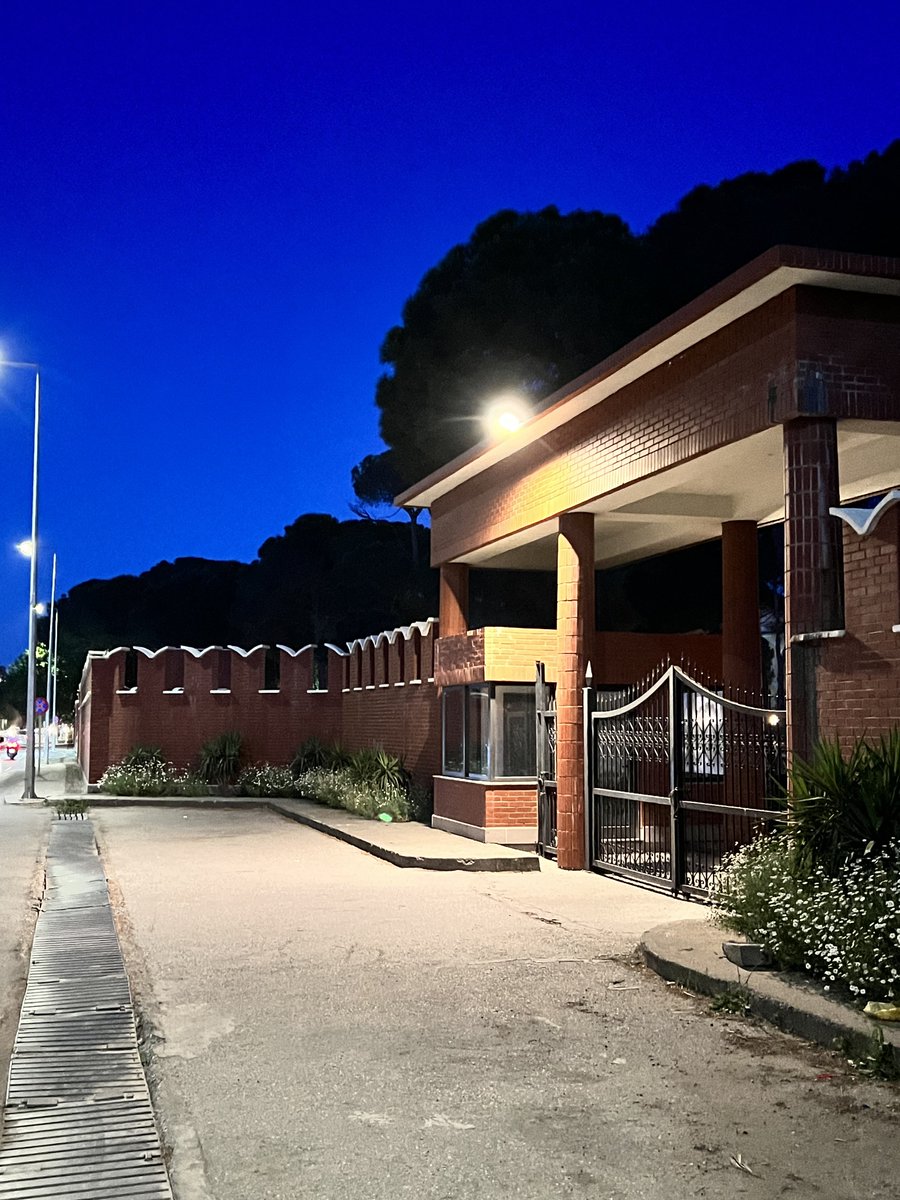 месье Николя tweet media