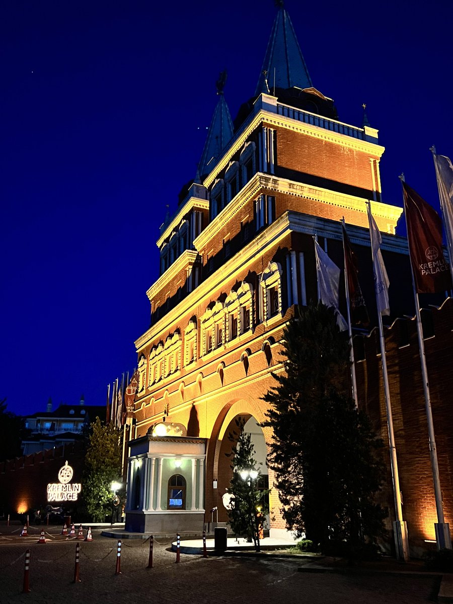 месье Николя tweet media