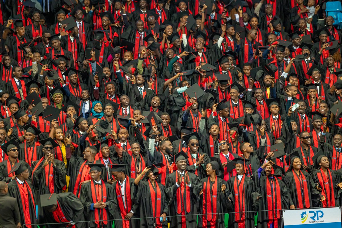 Today 0n 9th May 2024, 37 students from IPRC huye graduated in the first cohort of Bachelors of Technology in Construction Technology and 482 students awarded Advanced diploma in different academic programs in the #RP7thGraduation held in BK Arena