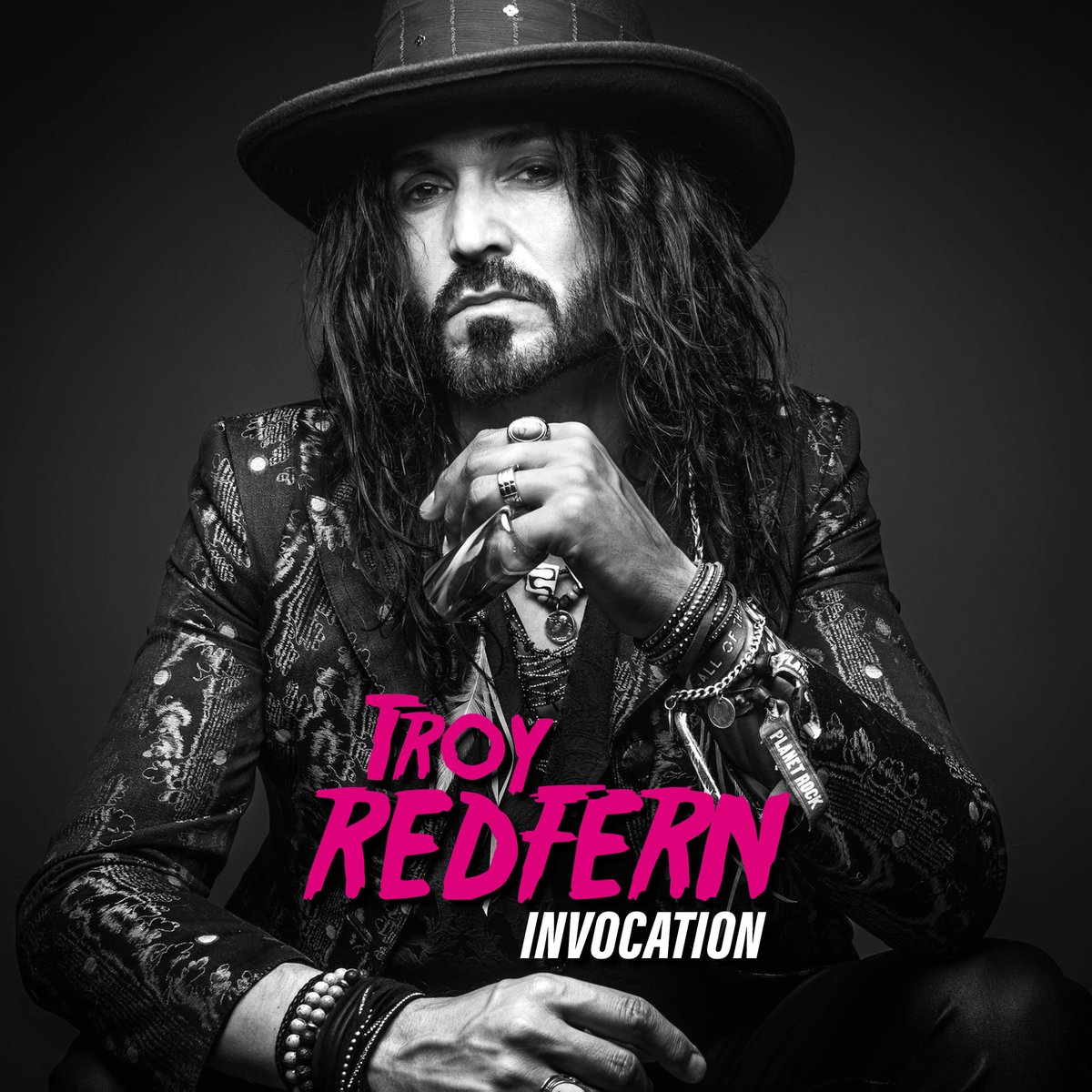 🎶MUSIC REVIEW🎶 @TroyRed7 - Invocation Release Date: 17th May 2024 “Invocation has a lot to offer fans of blues-rock slide guitar” Read the full review on the ERB website now. emergingrockbands.co.uk/music-review-t… @Noble_PR #NewMusic #MusicReview