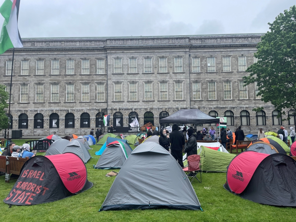 Gaza campus encampments: a tents standoff at Trinity College Dublin. As college authorities cave in to protesters’ demands, Felice Basbøll reports on TCD’s pro-Palestine camp and what it means for free speech and the death of institutional neutrality. tinyurl.com/tcd-encampment