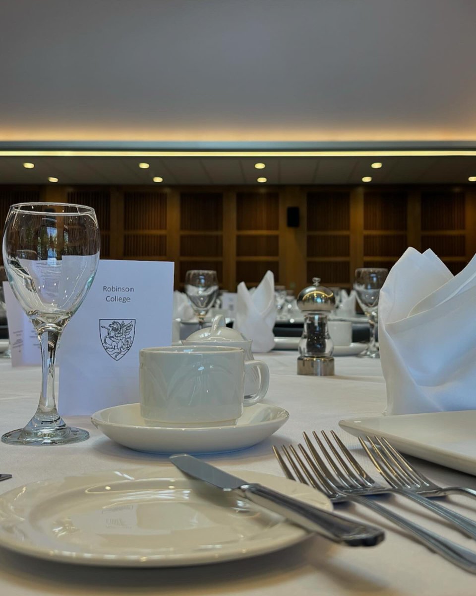 Dining at the Crausaz Wordsworth Building is an amazing experience flooded with natural light and garden views. 

Interested in hosting an event here? Contact us on conference@robinson.cam.ac.uk 

#RobinsonCollege #Cambridgeuniversity #conference