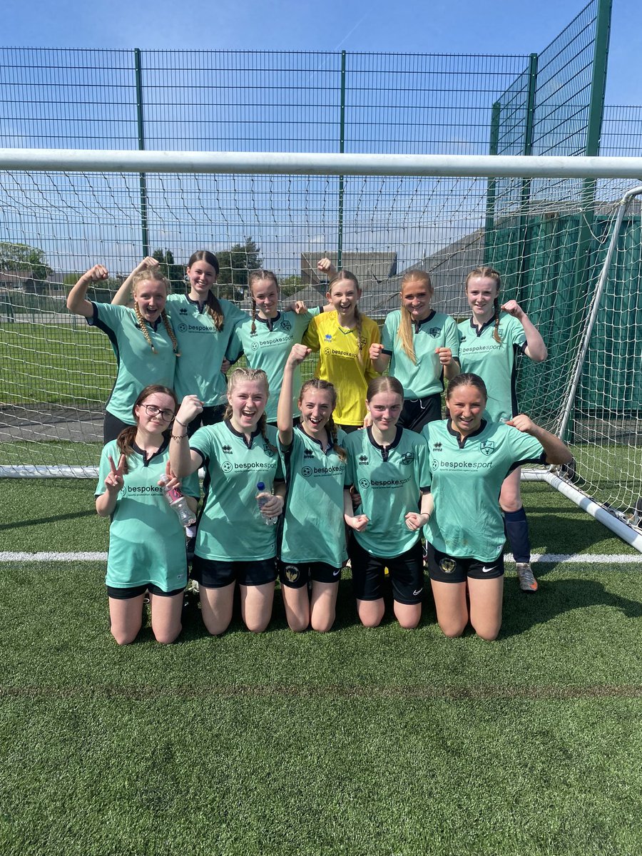 Park View School PE tweet media