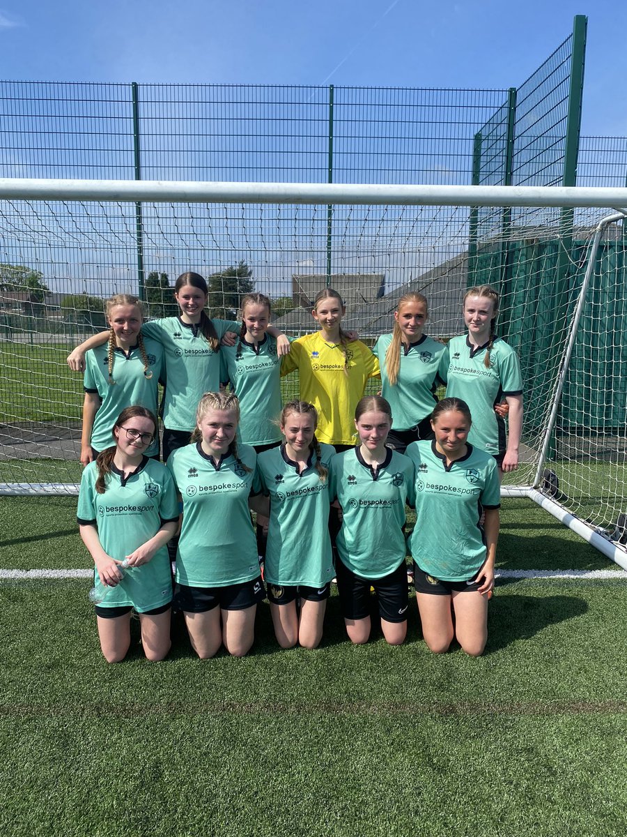 Park View School PE tweet media