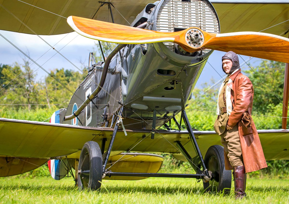 Our first photography workshop kicks off on Friday 17th May! Hosted by Darren Harbar, the workshop offers the perfect opportunity for a fun, hands on photographic experience with an iconic Shuttleworth WWI Aircraft. Book your experience now 👇 shuttleworth.org/aviation-photo…