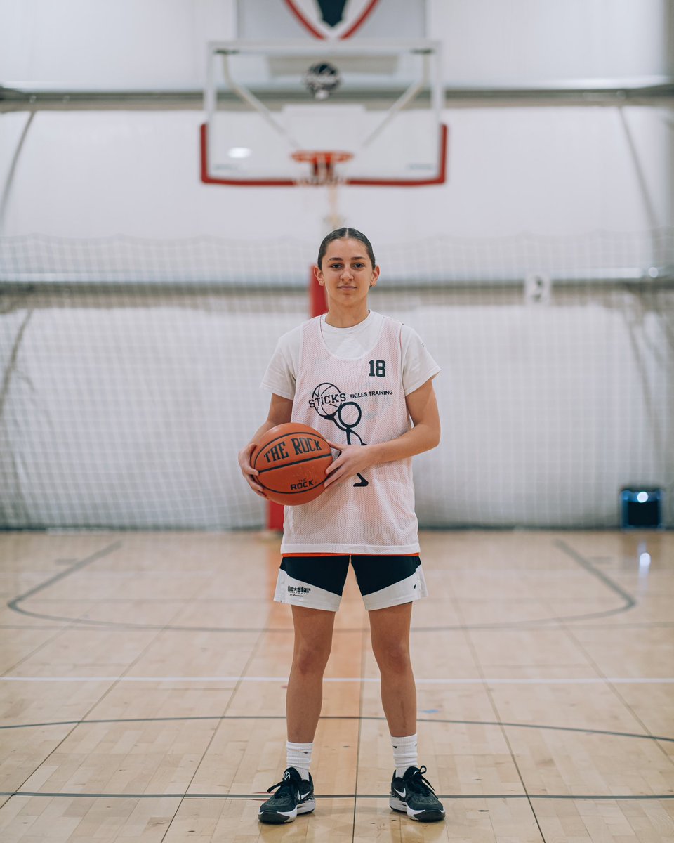 #TheSticksReport 2026 G @SantacroceSammi (CT) attended our New England Spring Showcase in March. Her performance during the spring eval in April made it evident she has been working diligently at her craft. Another reason to see @girlscbc in Atlantic City next weekend
